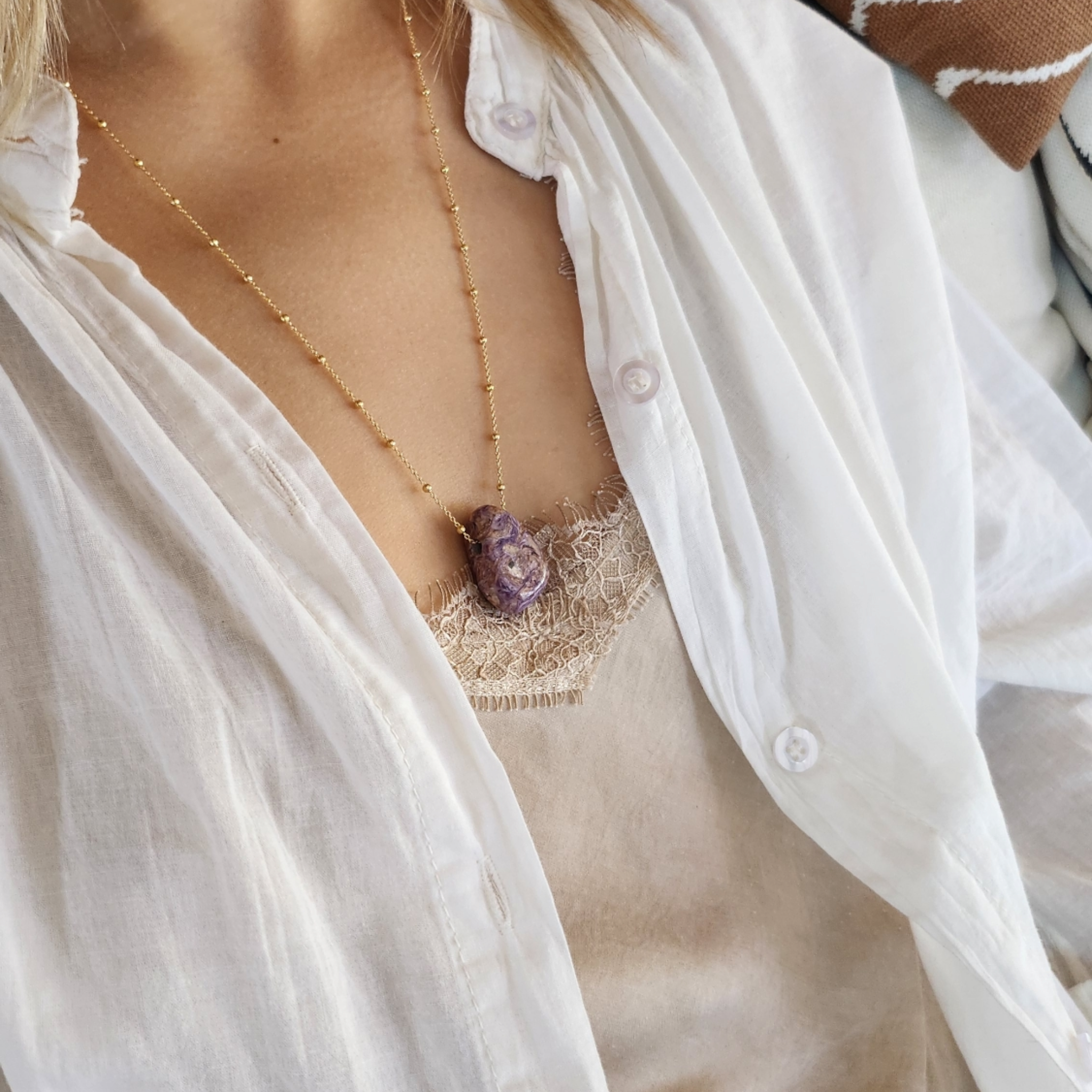 Pendentif Pierre percée Charoïte