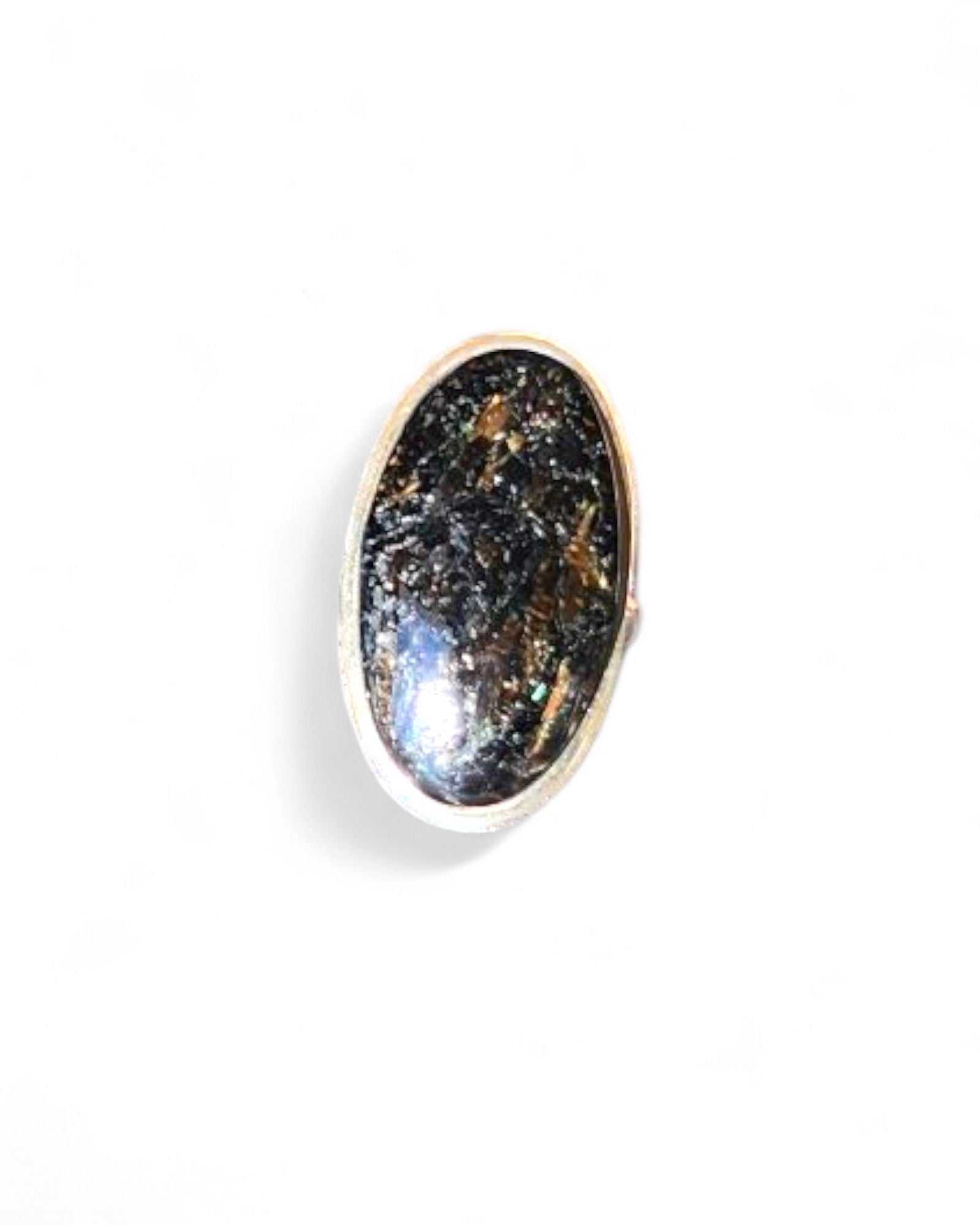 Bague Nuummite