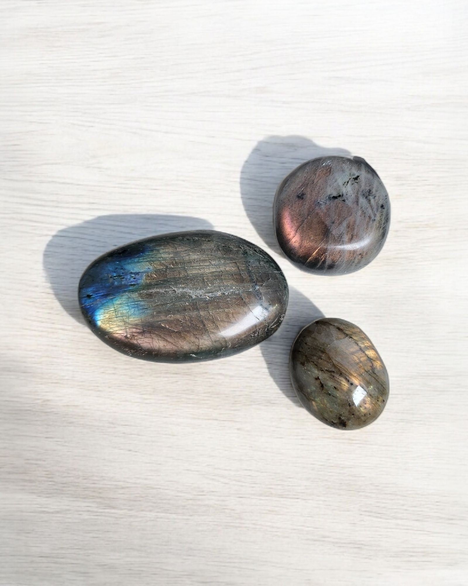 Galet de Labradorite Violet