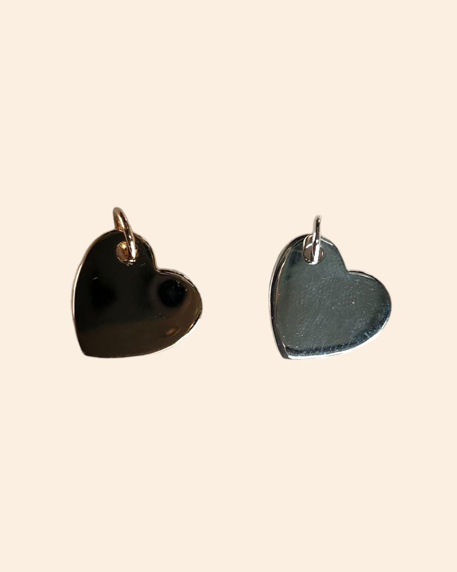 Pendentif cœur suspendu