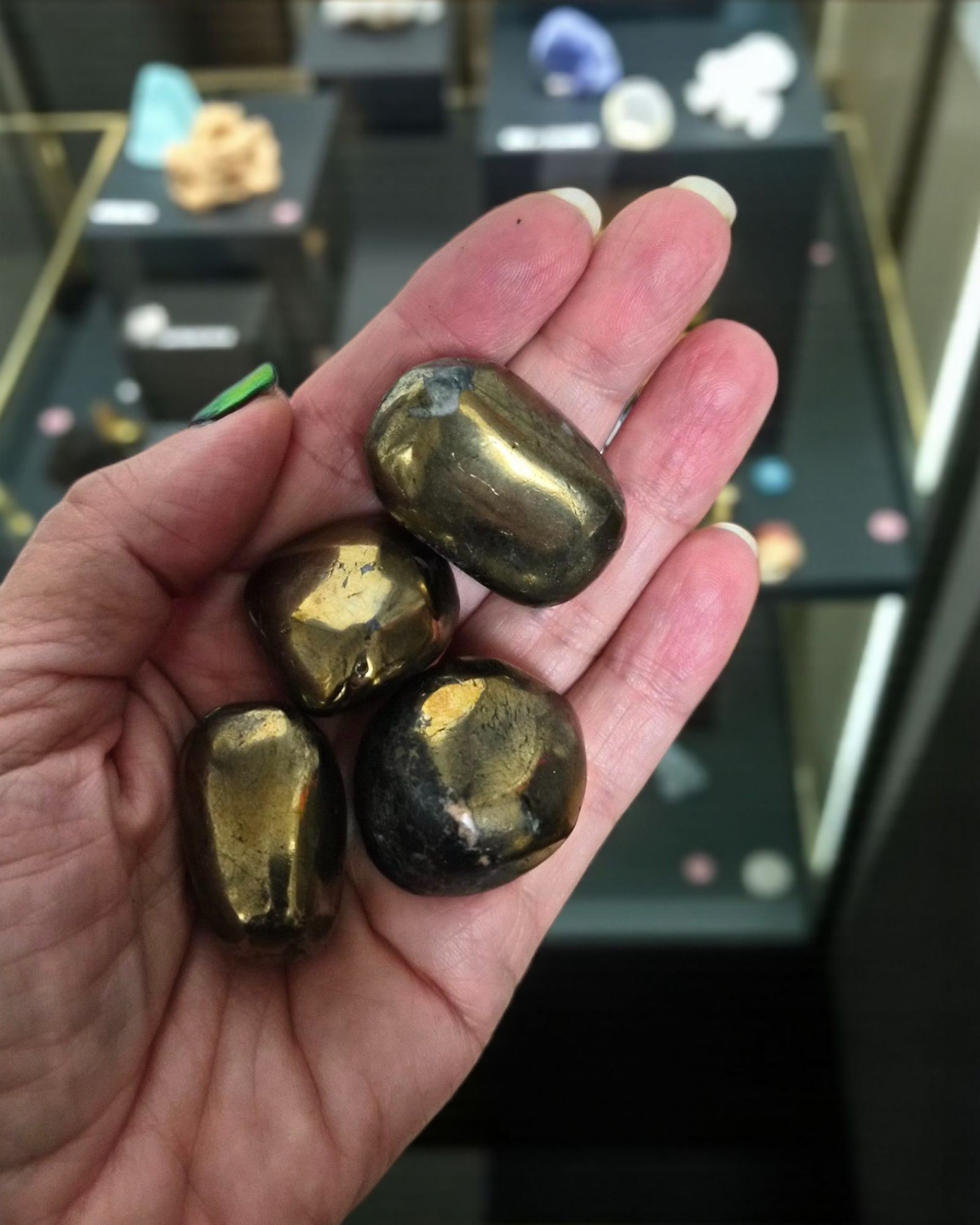 Pierre roulée Chalcopyrite