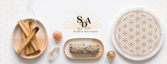 Comment purifier sa maison et recharger ses bijoux avec la sauge, le Palo Santo et la Fleur de Vie