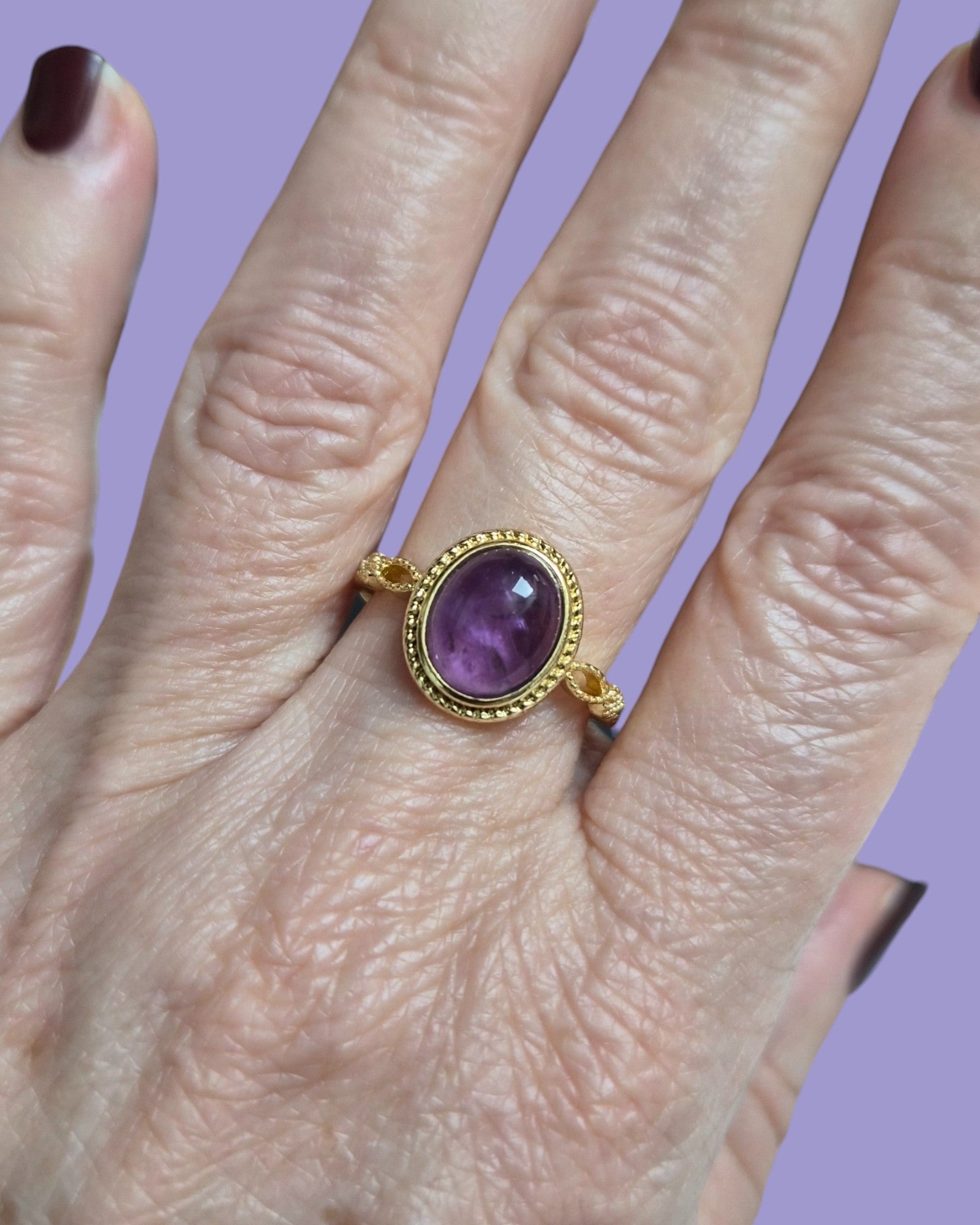 Bague Éclat Ovale dorée réglable en pierre naturelle (7 pierres différentes)