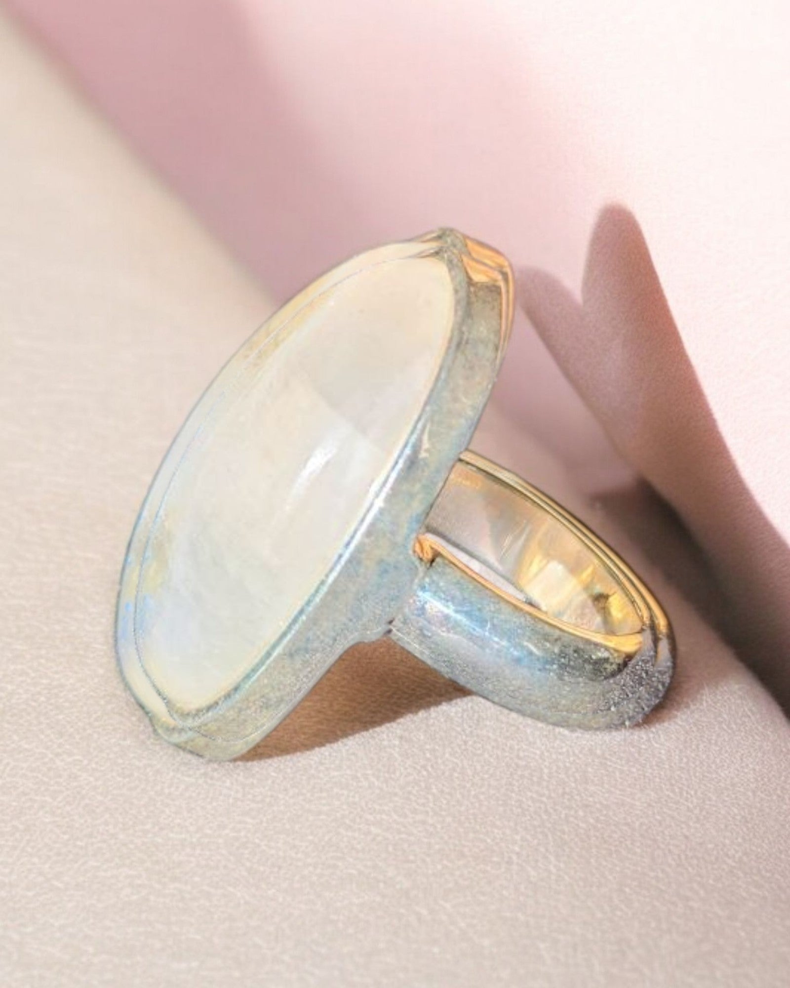 Bague Pierre de lune blanche