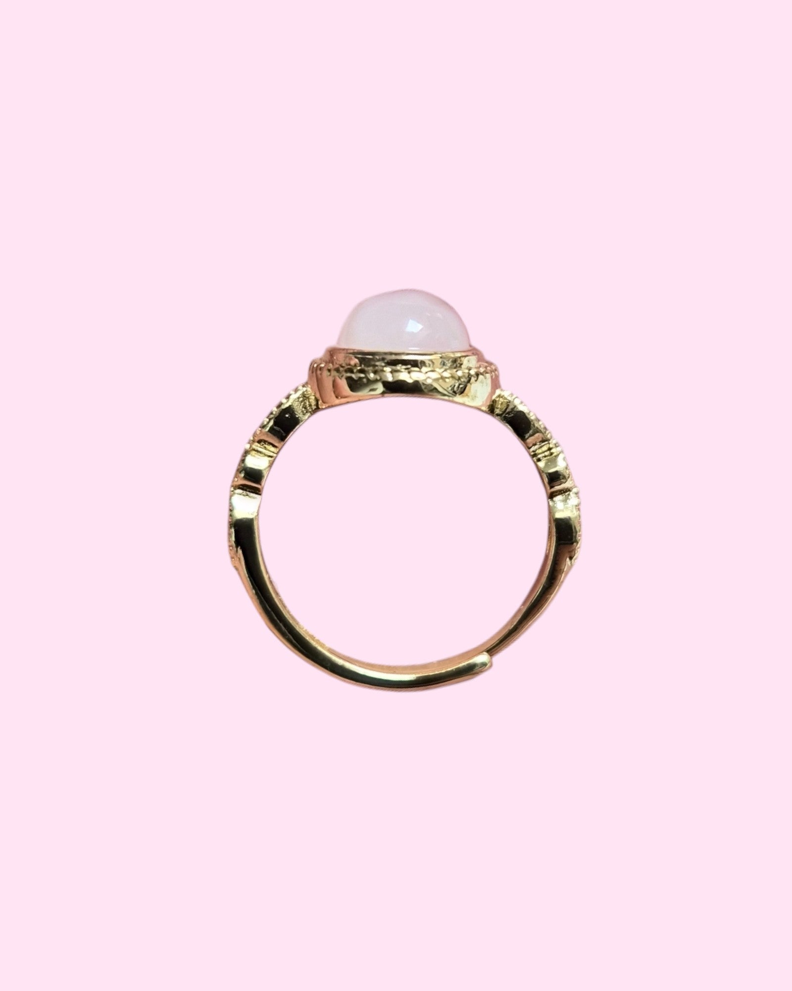 Bague Éclat Ovale dorée réglable en pierre naturelle (7 pierres différentes)