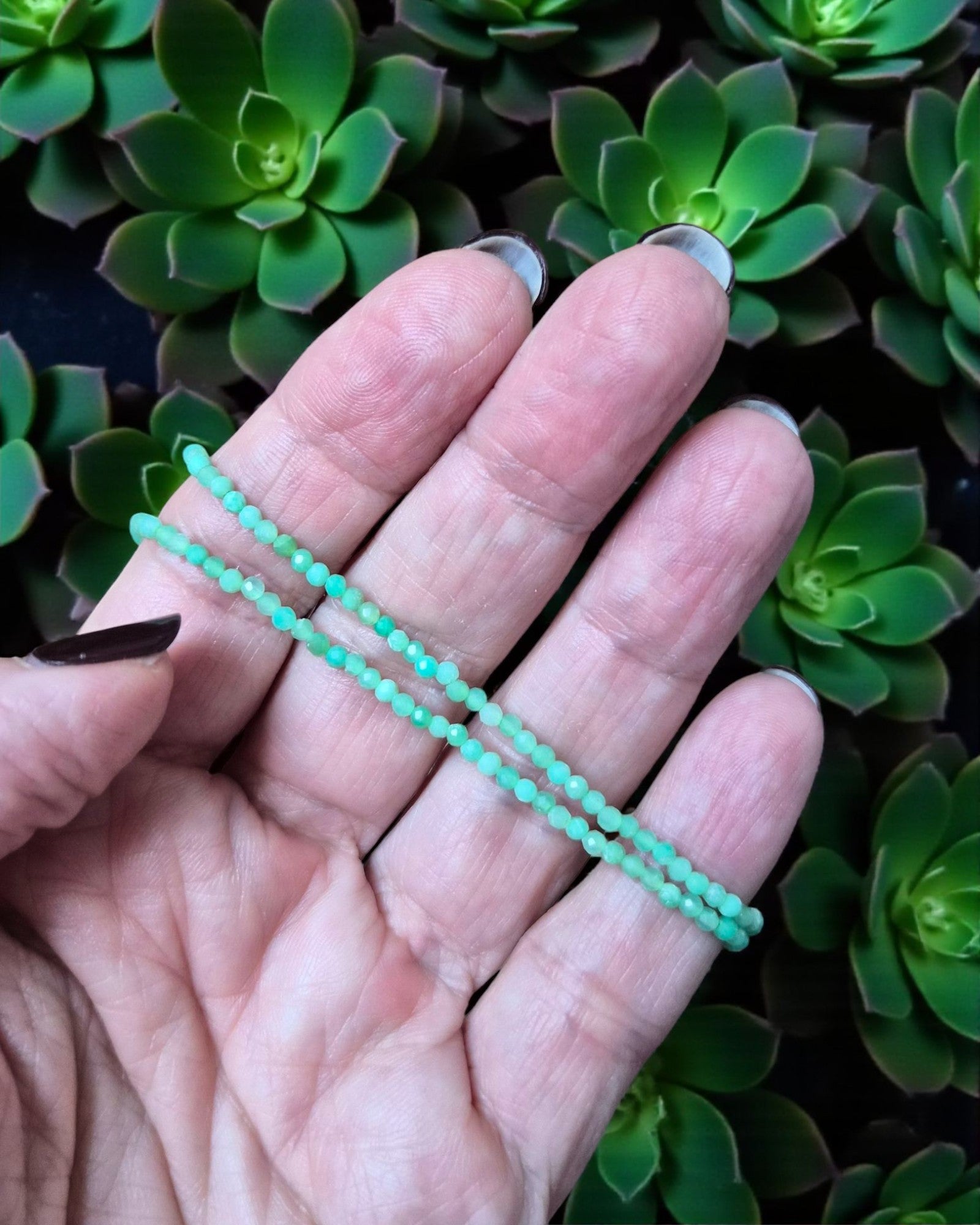 Collier Éclats de Cailloux – 20 pierres naturelles ★ version fermoir bouée