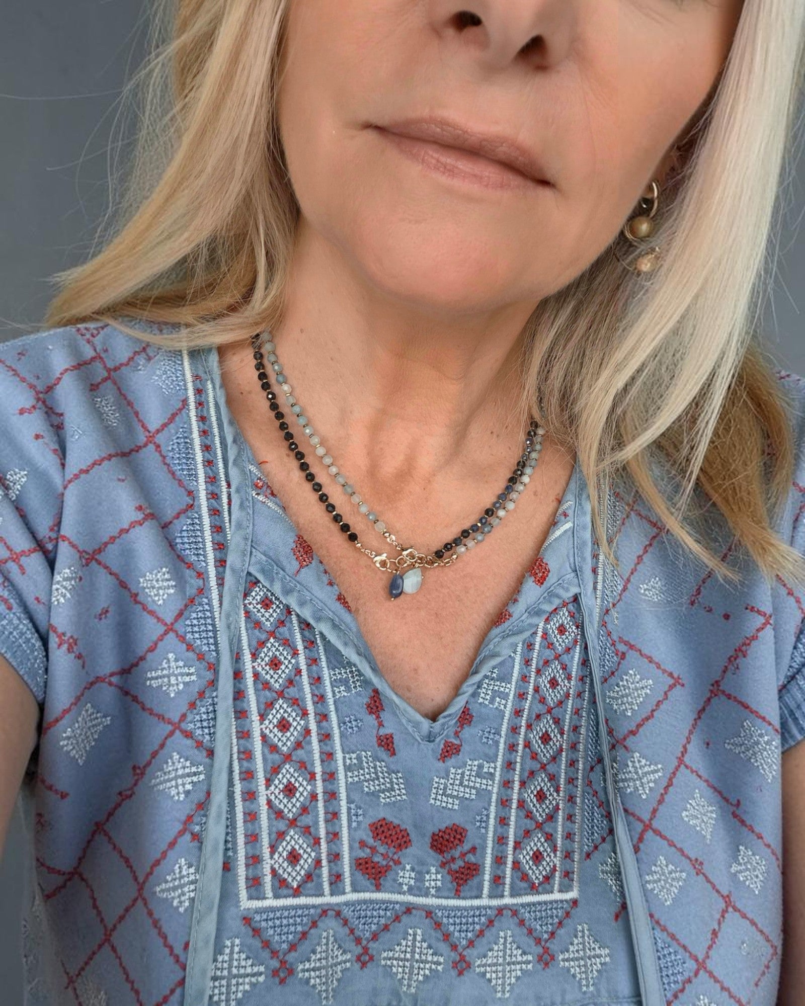 Collier Céleste : Ton Bijou Modulable en 16 Pierres Naturelles différentes