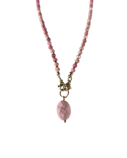 Pendentif Céleste : La Touche Modulable en Pierres Naturelles
