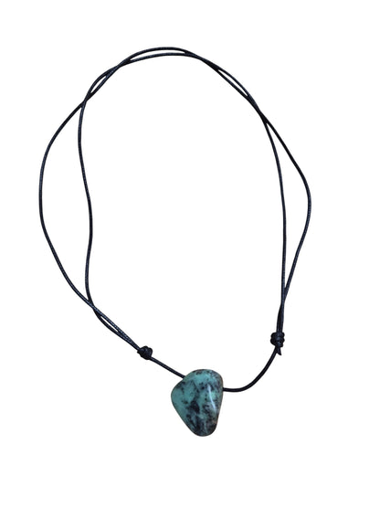 Collier Mixte en Opale Dendrite – Pendentif Pierre Percée Croissance et Harmonie Naturelle
