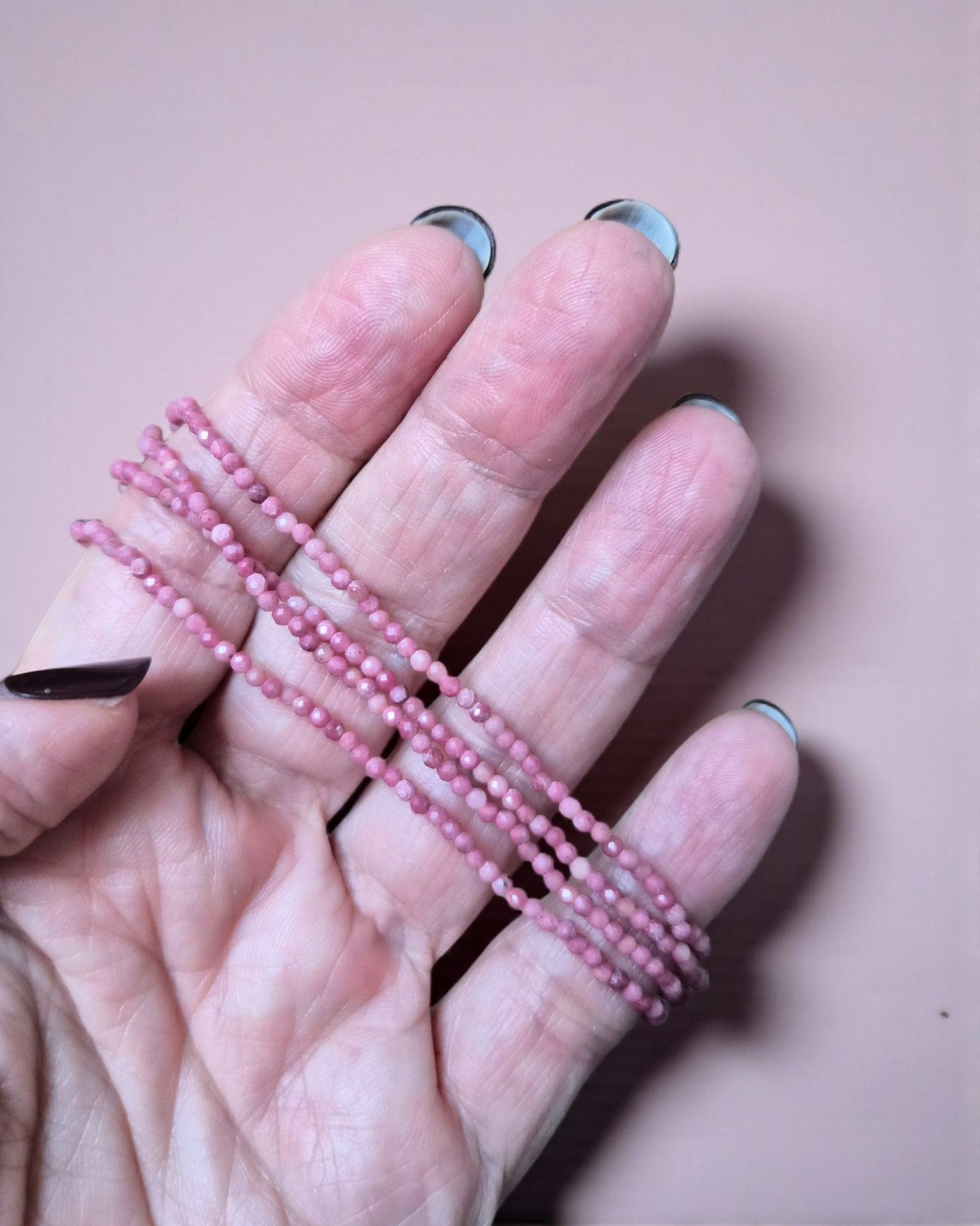 Collier éclats de cailloux - 24 pierres différentes