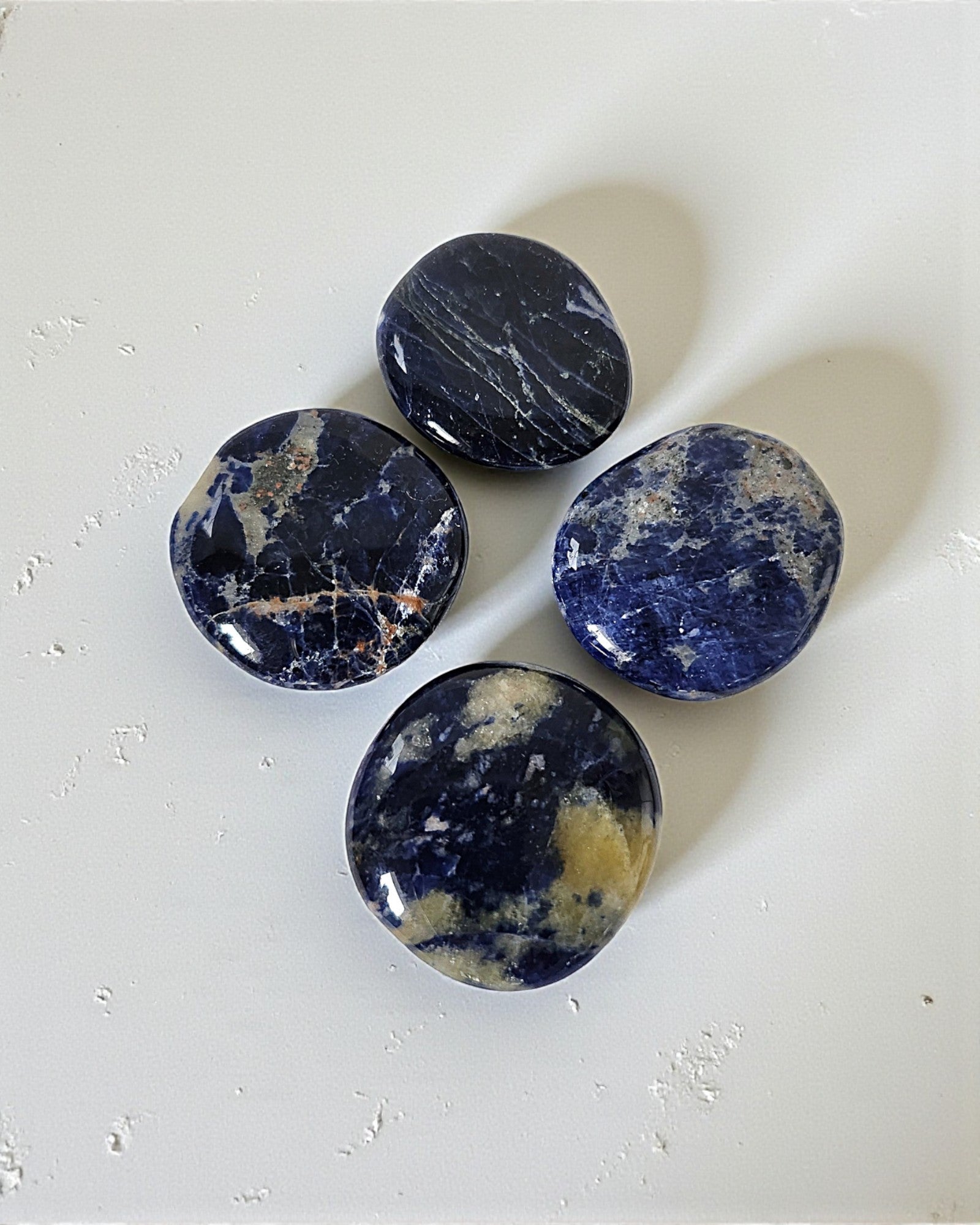 Galet Sodalite [pierre de l'humilité]