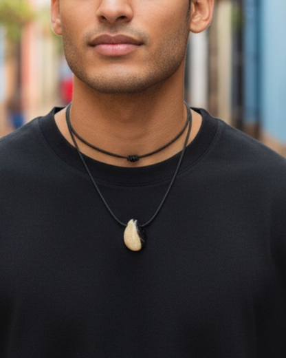 Collier Homme en Septaria – Pierre Percée d'Ancrage et Libération Émotionnelle