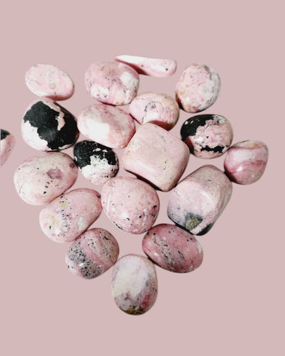 Pierre roulée et galet plat de Rhodonite