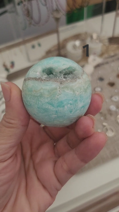 Sphère Aragonite bleue [Apaisement et clarté intérieure]