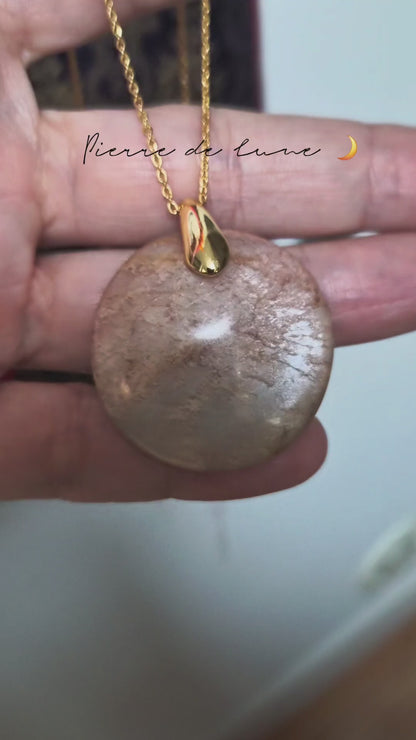 Pendentif en pierre de lune blanche, rosée ou orangée