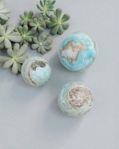 Sphère Aragonite bleue [Apaisement et clarté intérieure]